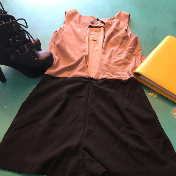 CASUAL ROMPER - Picture 5 of 8